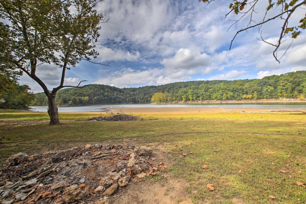 Lakefront Table Rock Home With Fire Pit! Golden Dış mekan fotoğraf